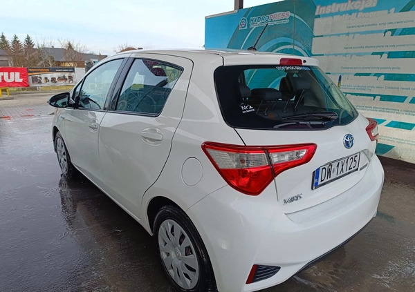 Toyota Yaris cena 55000 przebieg: 120000, rok produkcji 2018 z Chełm małe 781